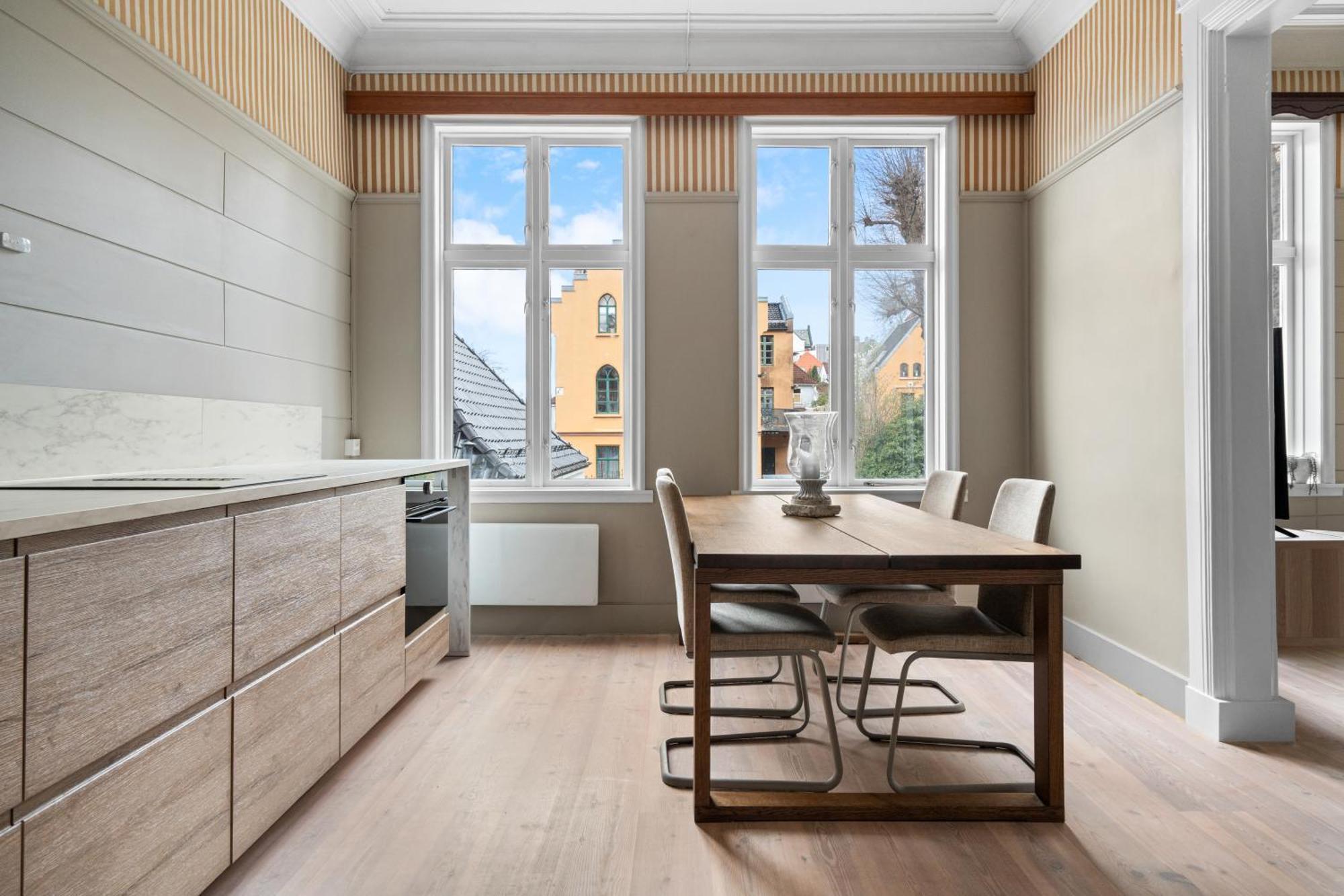 Experience The Luxury Lifestyle 100m From Bryggen! Bergen